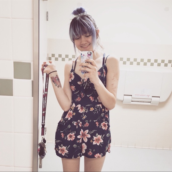 Meet your Posher, Sarah - Picture 2 of 8